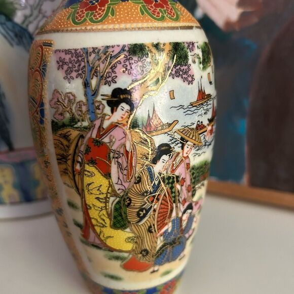 Vtg Hand Painted Satsuma Style Japanese Floral Geisha Porcelain Vase W Stamp 8” - Picture 14 of 16